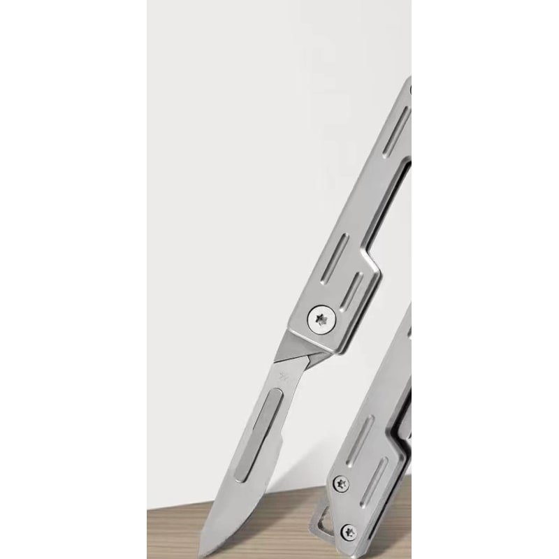 Silver Outdoor Folding Utility Knife Set Silver Outdoor Folding Utility Knife Set